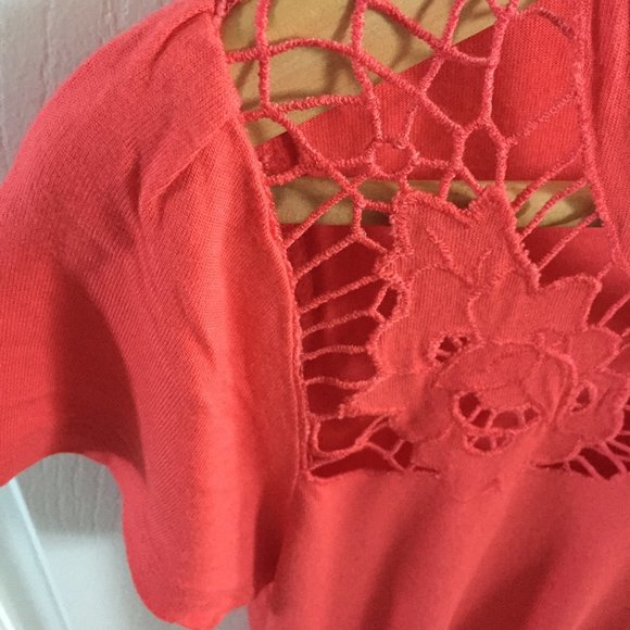 Lace Insert T-Shirt - Picture 3 of 4